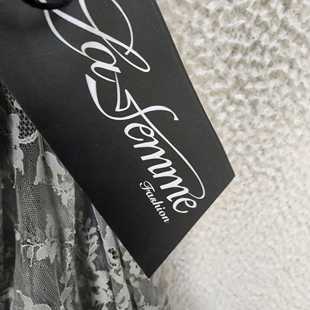 La Femme Portrait Neck Lace Gown Women's 14 Platinum Embellished Rhinestones - Picture 14 of 15